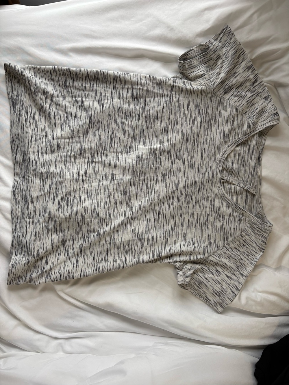 Lululemon Heathered Gray Short Sleeve top